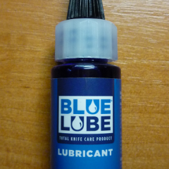 Смазка BENCHMADE 983900F BLUELUBE